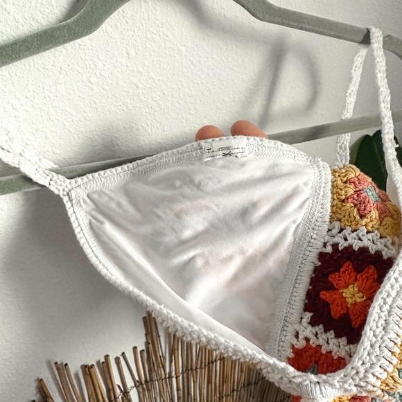 Gorgeous Boho Crochet Swim Top x Bralette - Picture 6 of 8